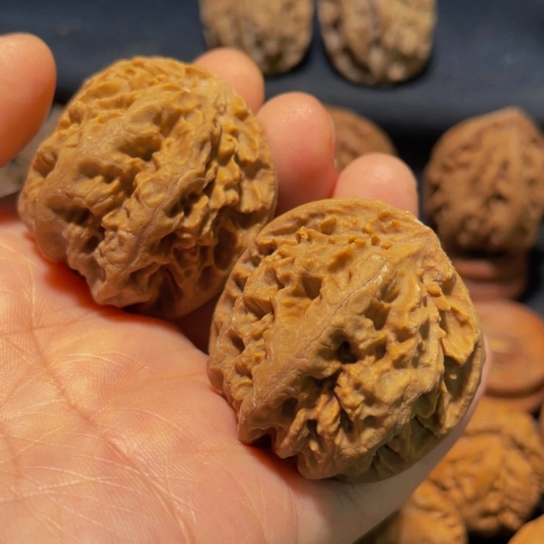 【闪购商品】吊坠文玩核桃用*东北楸子18