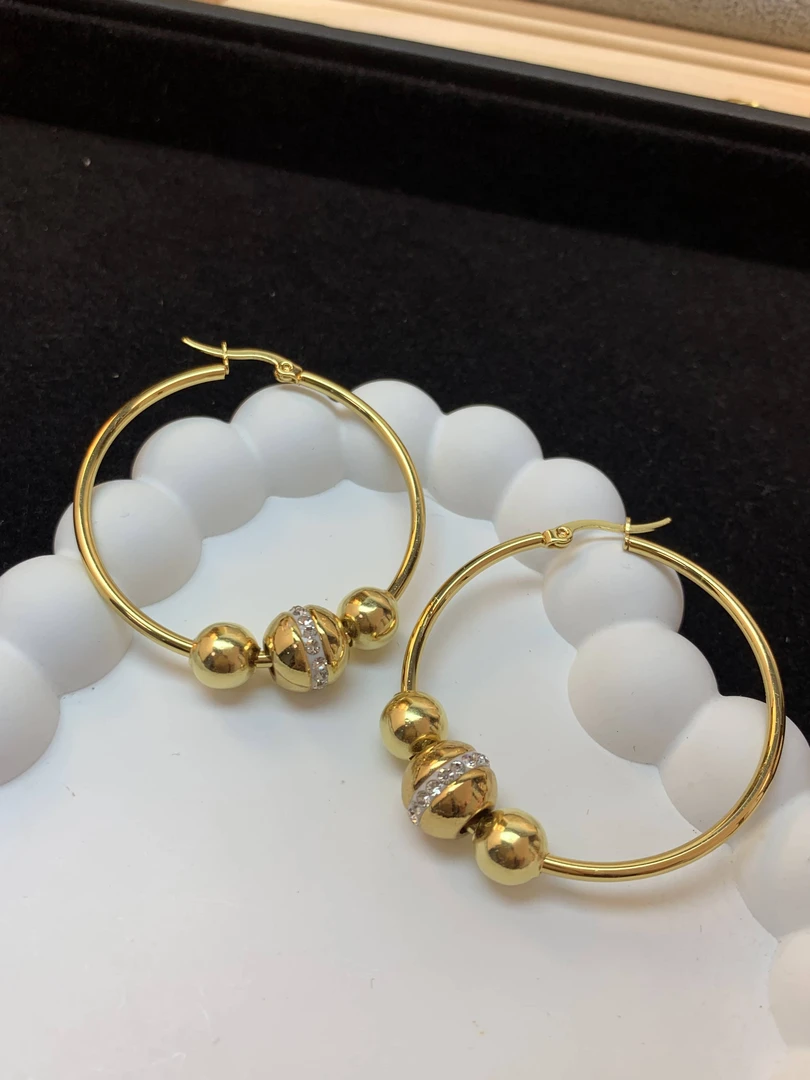 钛钢耳饰 转运珠大号素圈耳环轻奢时尚百搭气质耳饰