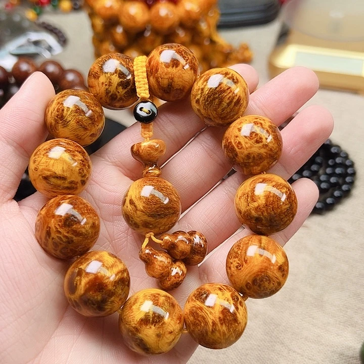 贝壳杉（血龙木）手串/手链