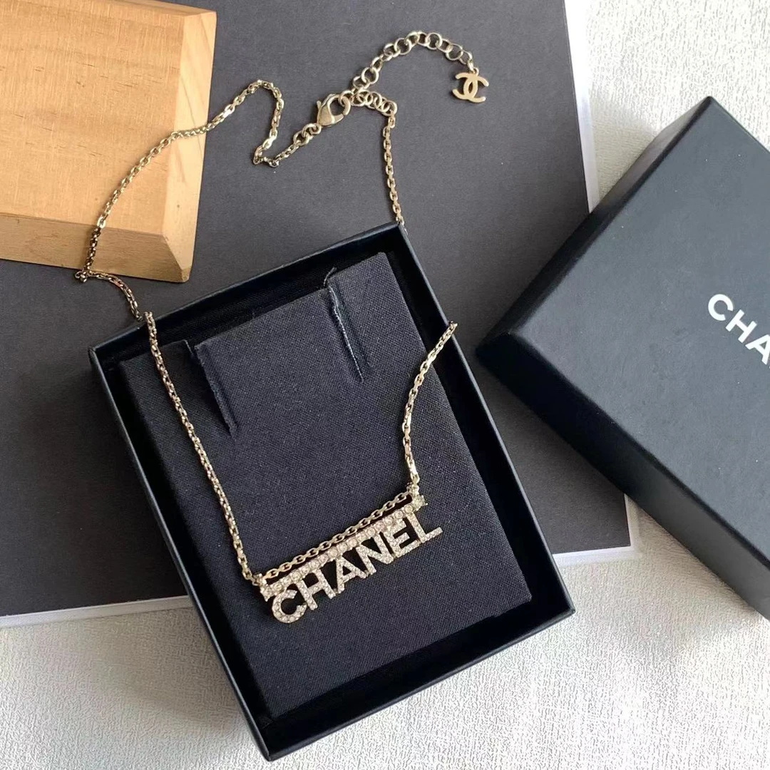 95新 Chanel/香奈儿 钻钻字母logo项链 15187633