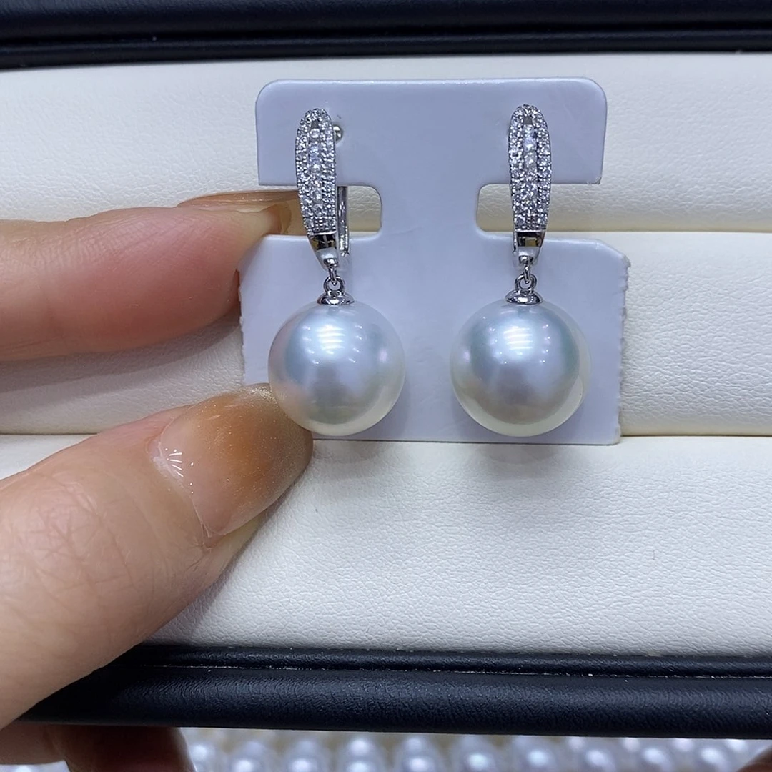 18K金镶嵌海水珍珠耳饰太*花13到14点位