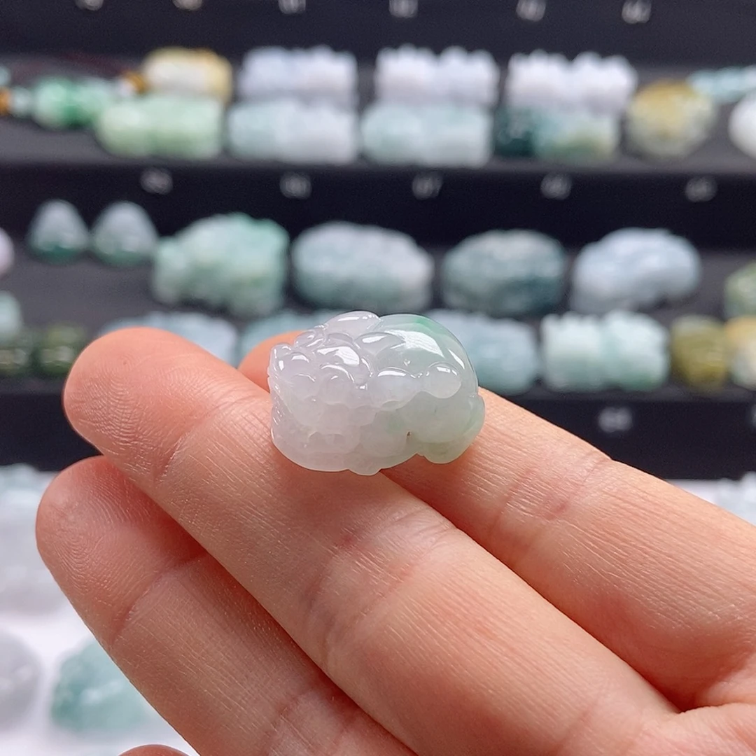 翡翠未镶嵌颈饰无*翡翠貔貅