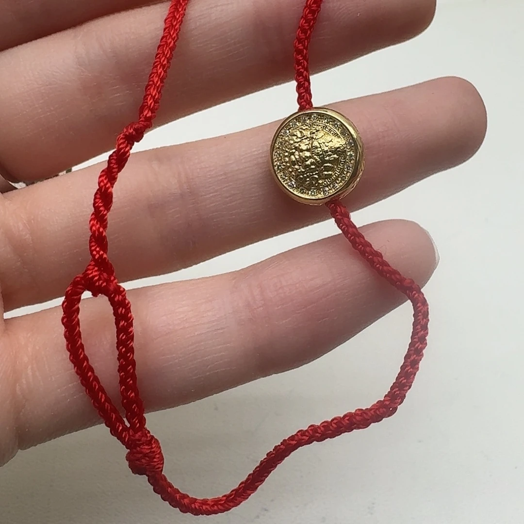 18K金镶嵌钻石手链成品