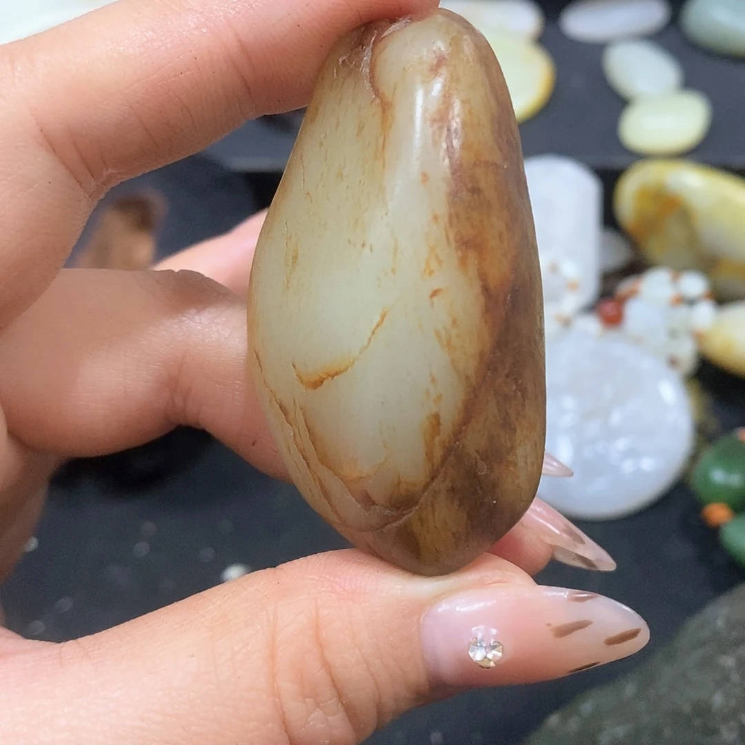 未镶嵌和田玉（糖玉）挂件