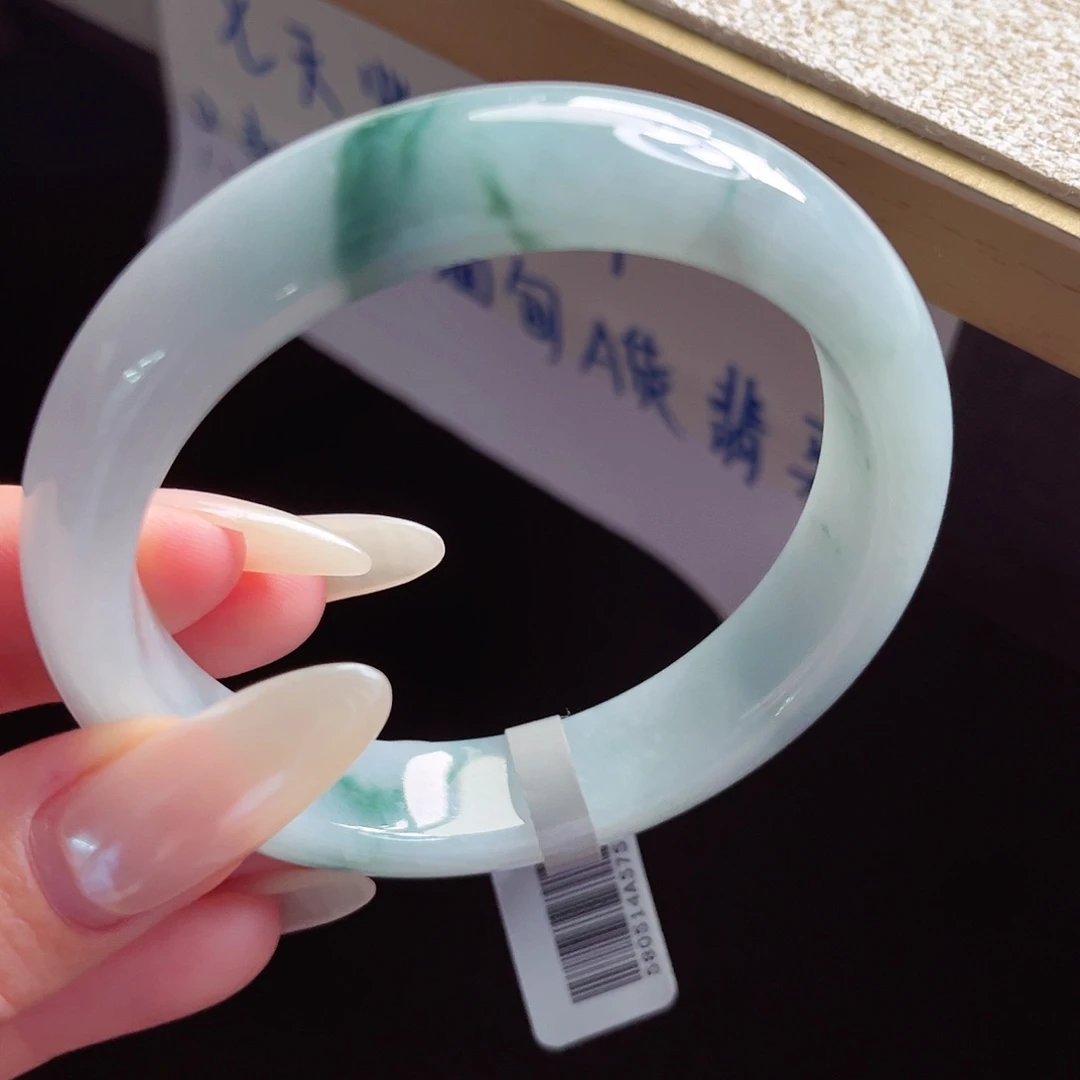 未镶嵌手镯翡翠手镯