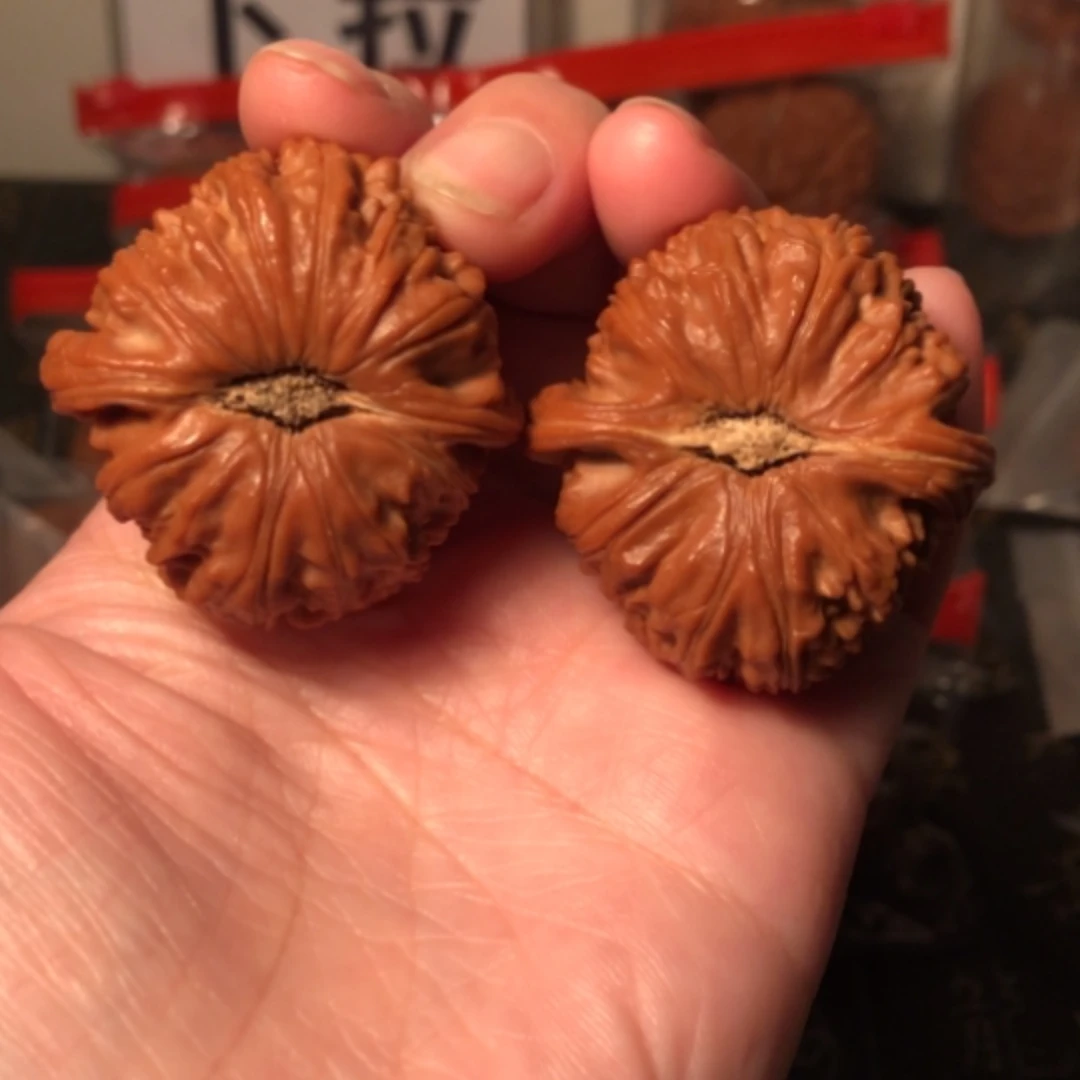 【闪购商品】文玩核桃把件吃*虎白狮子39.5