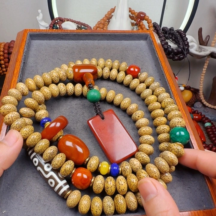 吊坠星月菩提脖挂