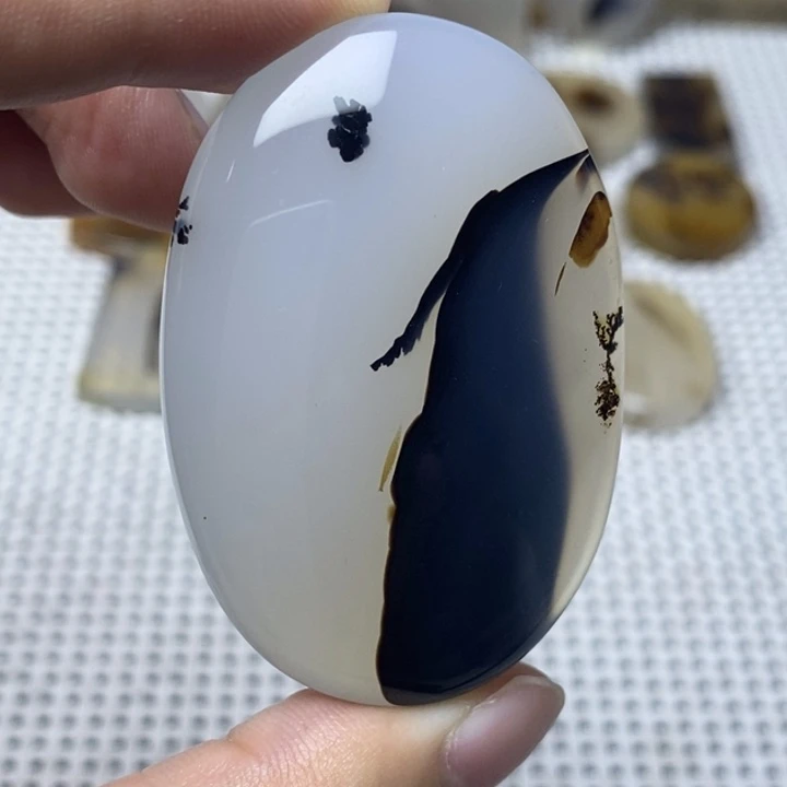 未镶嵌玛瑙/玉髓珠宝奇石