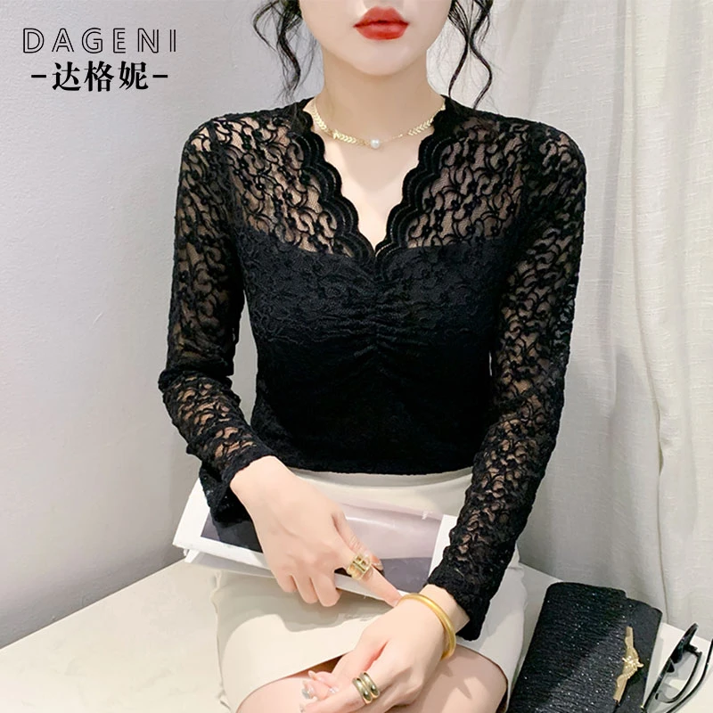 V领镂空蕾丝打底衫女2025秋季新款性感微透小衫内搭修身显瘦上衣