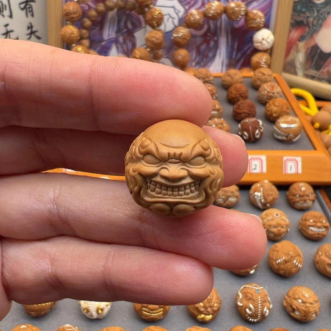 猴头核桃吊坠恶僧