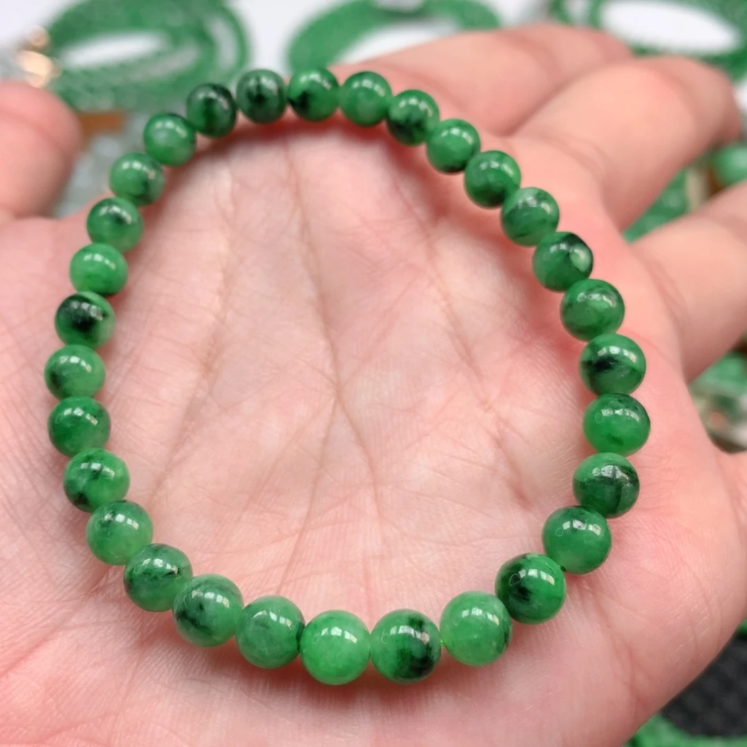 翡翠手链未镶嵌翡翠