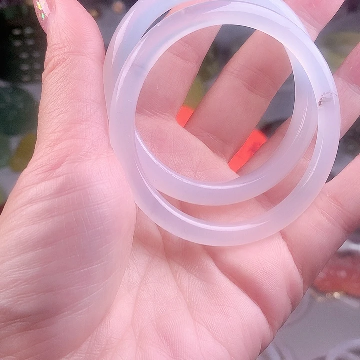 手镯玛瑙/玉髓未镶嵌