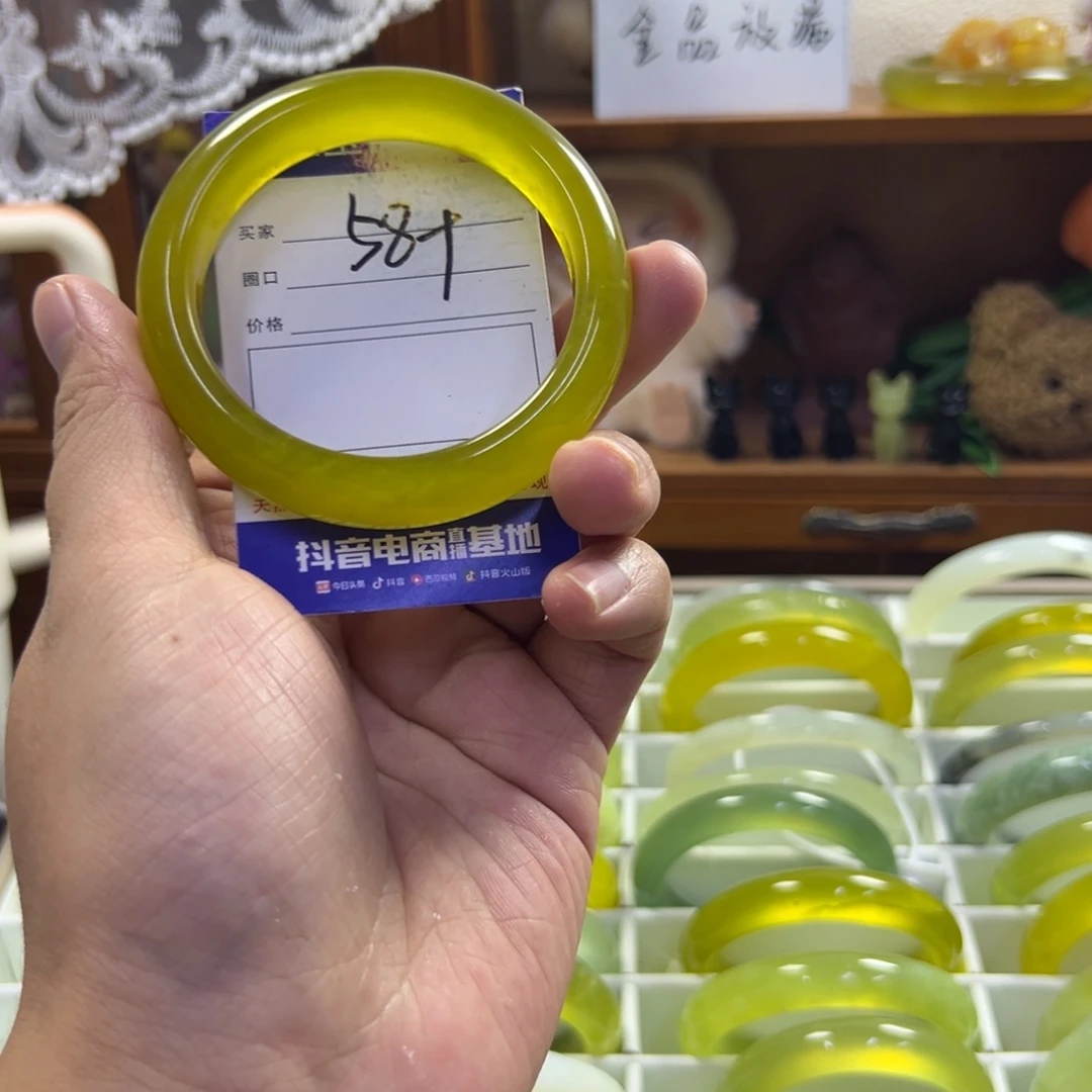 蛇纹石玉未镶嵌手镯567