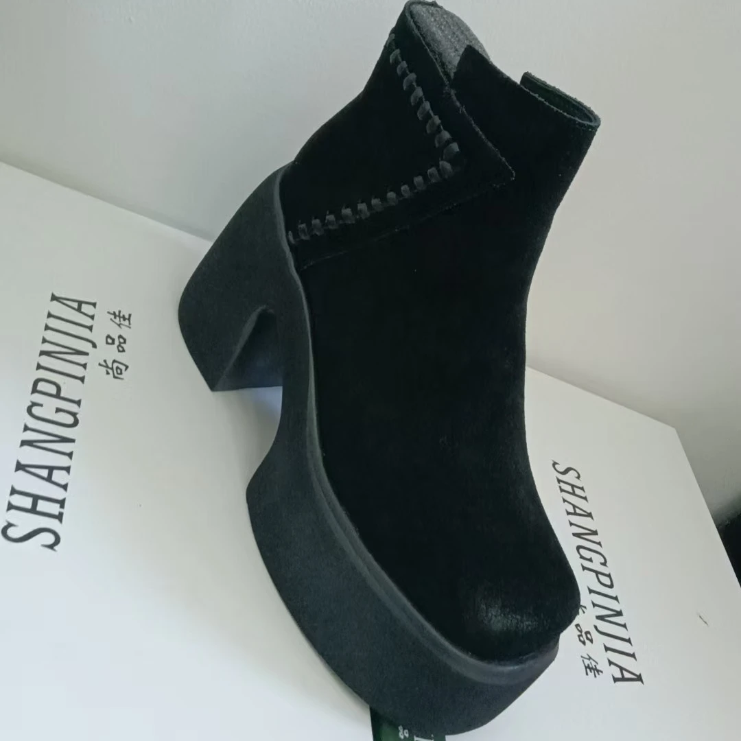 圆头秋冬中筒高跟短筒透气马丁靴百搭休闲单里