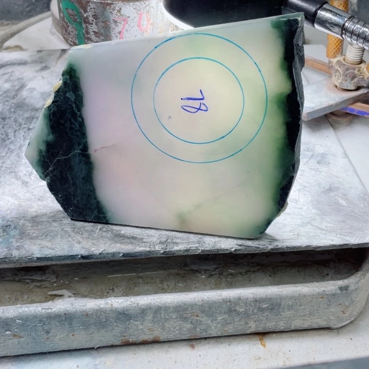 杨****定制翡翠手镯未镶嵌