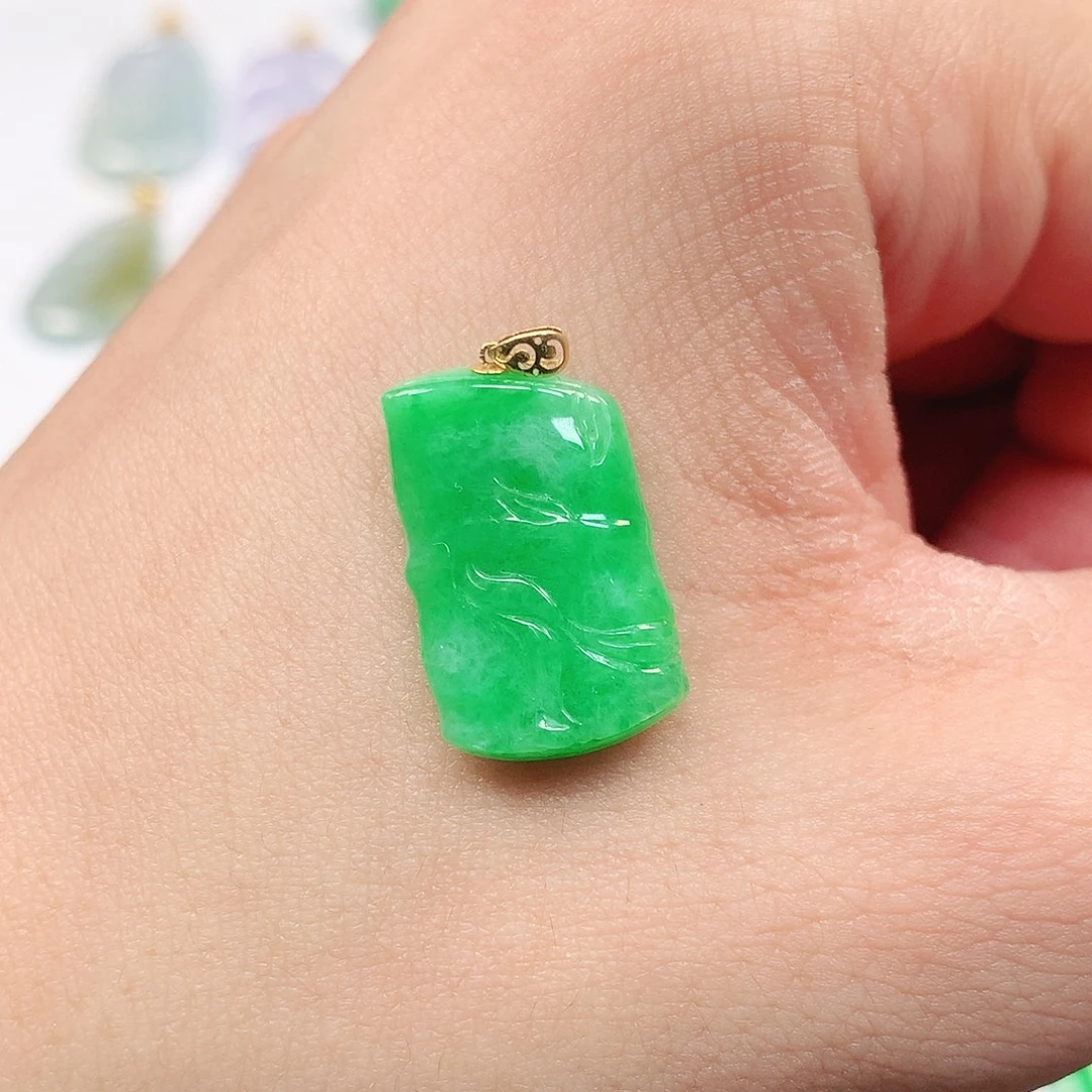 翡翠18K金镶嵌吊坠(不含链)