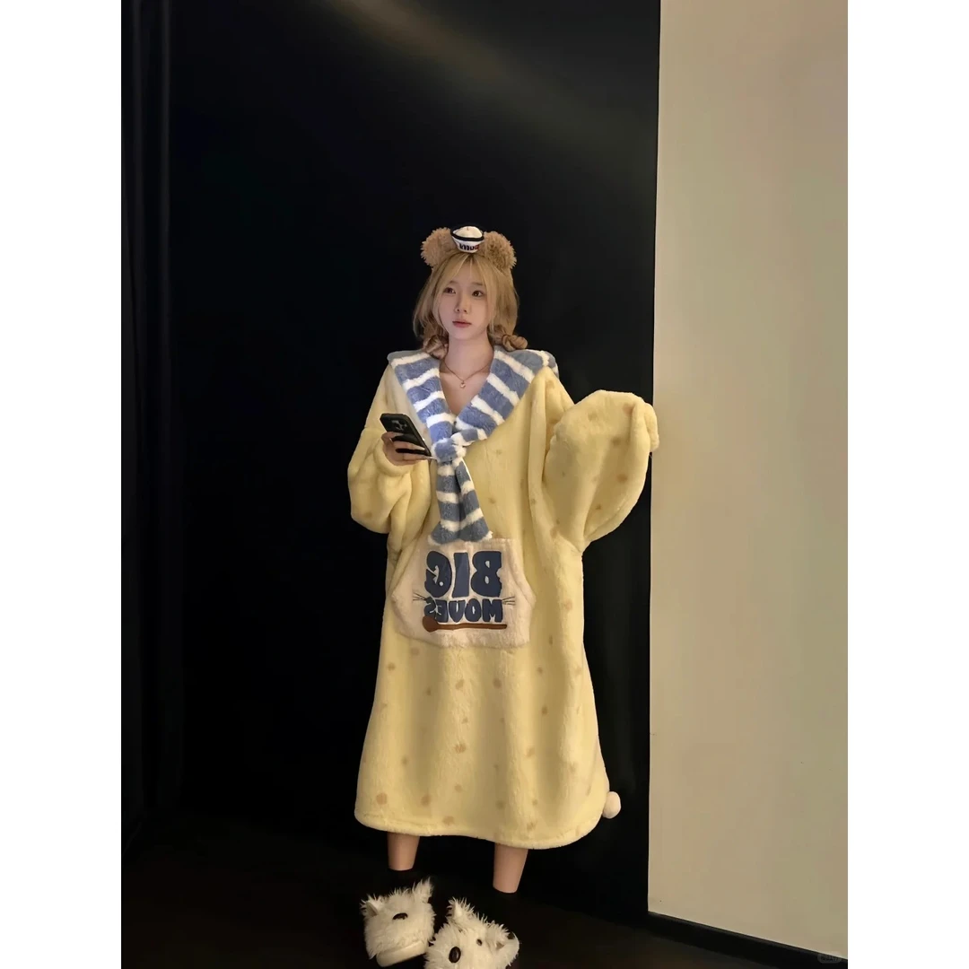 韩系可爱料理鼠王披肩珊瑚绒睡袍女秋冬新款加绒保暖大码家居服