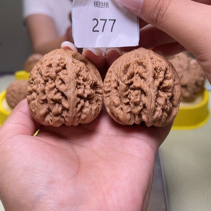 文玩核桃把件粗筋44.277