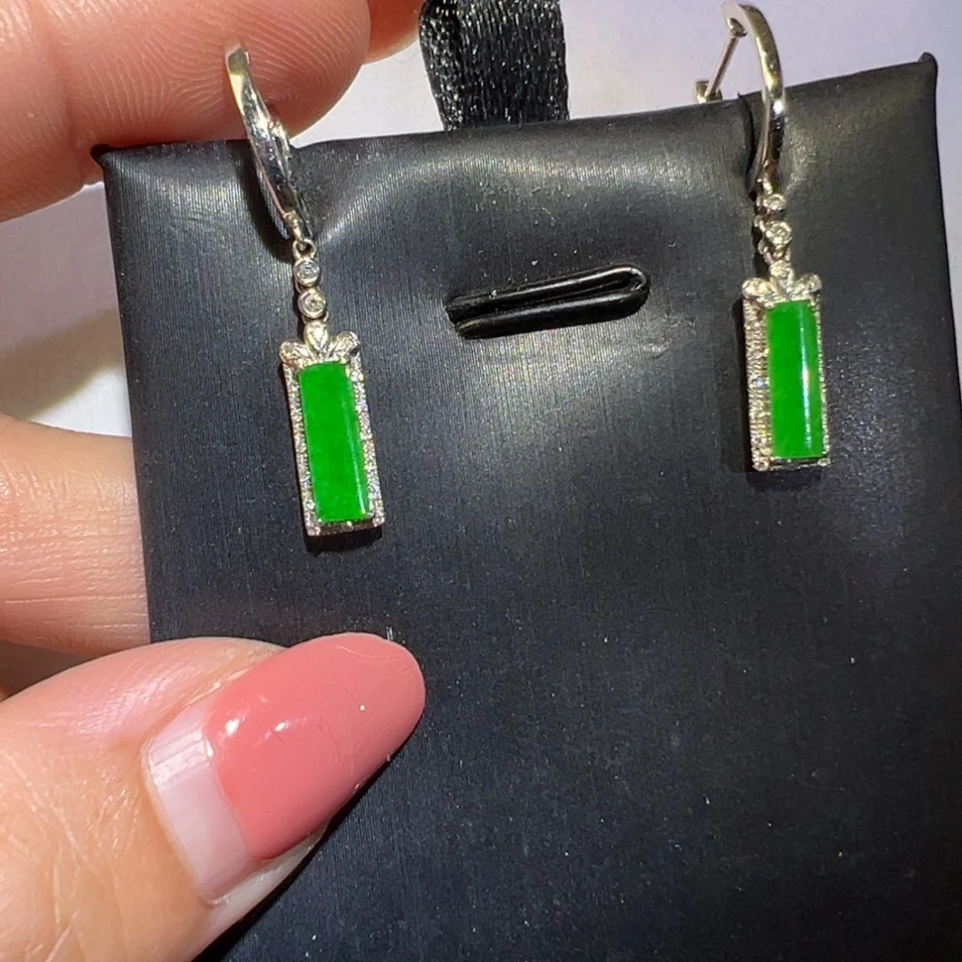 翡翠颈饰18K金镶嵌H****i耳环