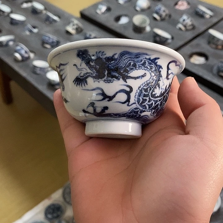 元青花铠甲龙纹大压手杯