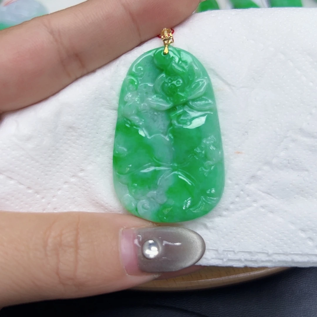 翡翠颈饰18K金镶嵌天然Ａ货翡翠