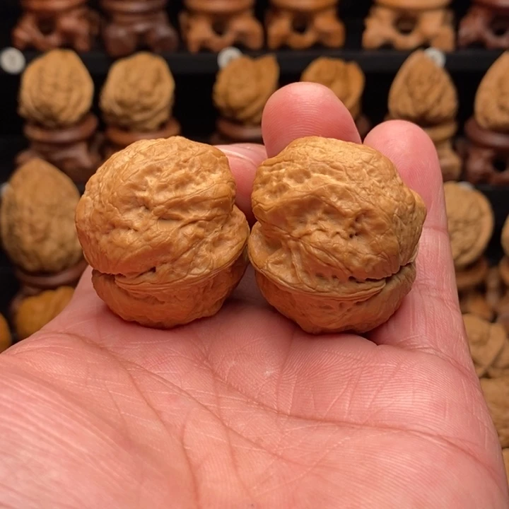 m***y把件文玩核桃…………………………