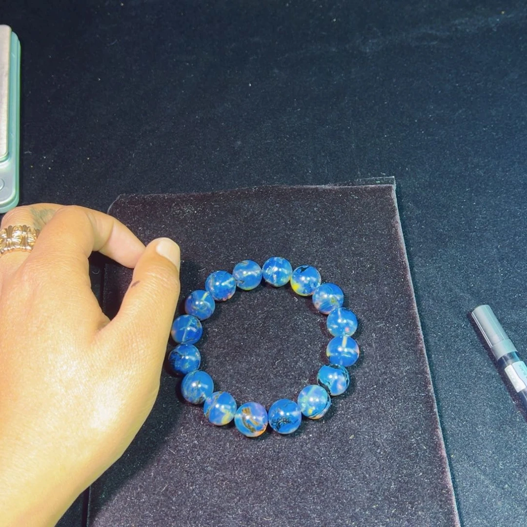 琥珀裸石未镶嵌琥珀