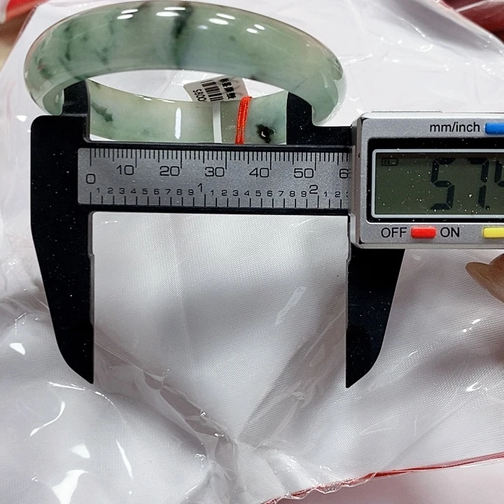 翡翠手镯未镶嵌289