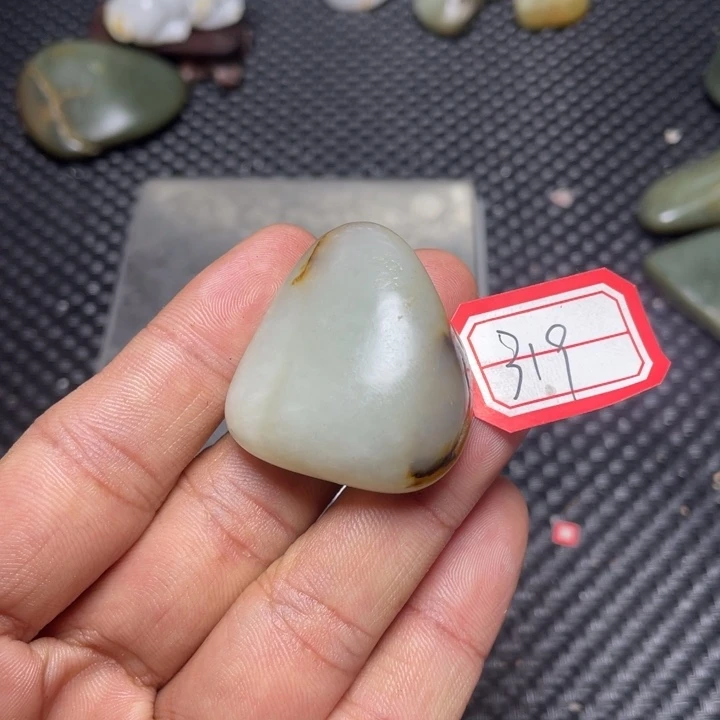 颈饰未镶嵌和田玉319