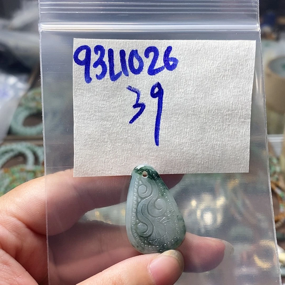 未镶嵌定制翡翠翡翠