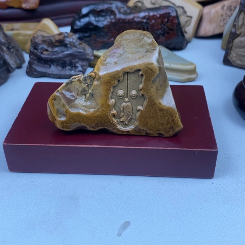 【闪购商品】原石雕刻手把件脖挂件