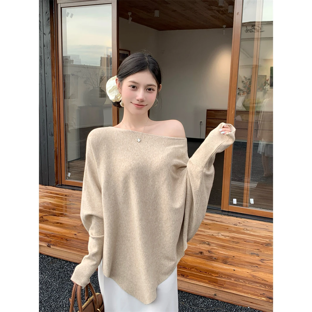 真新款宽松蝙蝠袖毛针织女秋冬软糯慵懒感百搭上衣上衣百搭时尚显