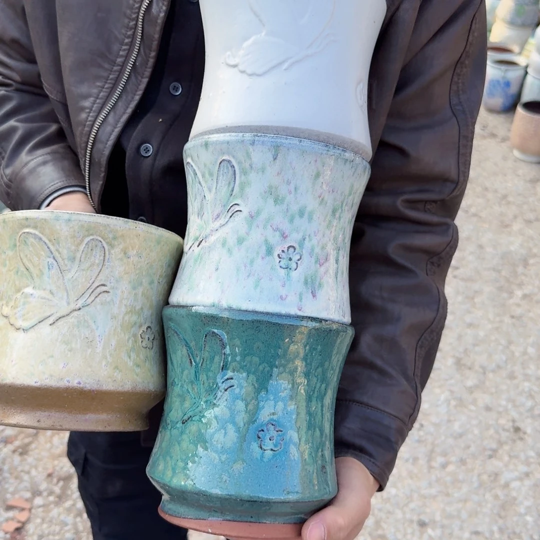 紫砂花盆口15高15.5（四个蝴蝶