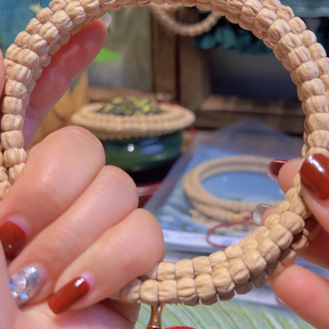 柏香籽/百香籽吊坠M***I