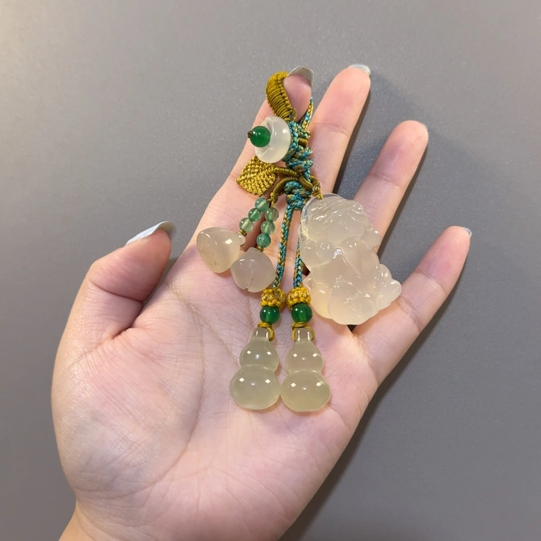 玛瑙/玉髓未镶嵌钥匙挂件