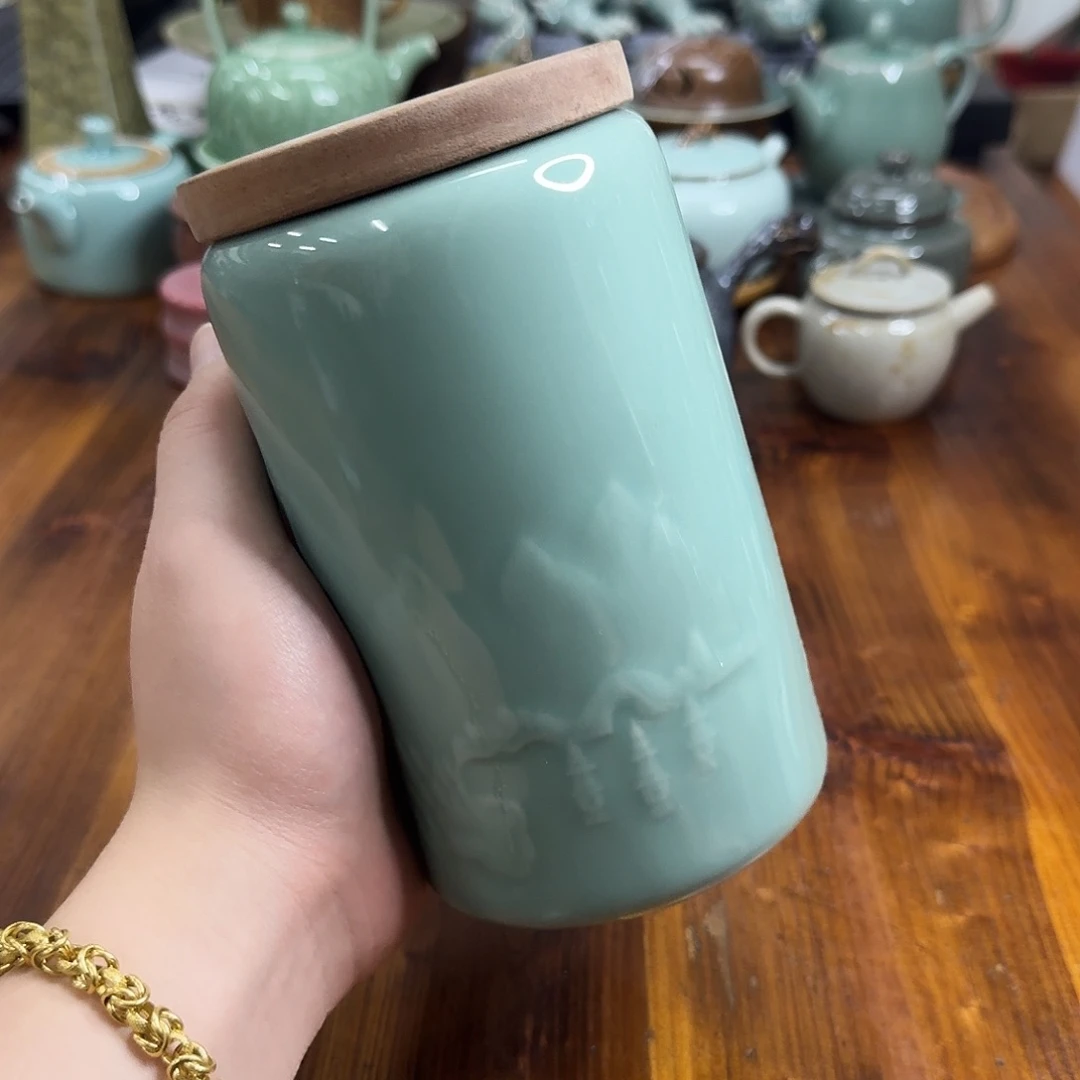 小仲龙泉青瓷微瑕2964