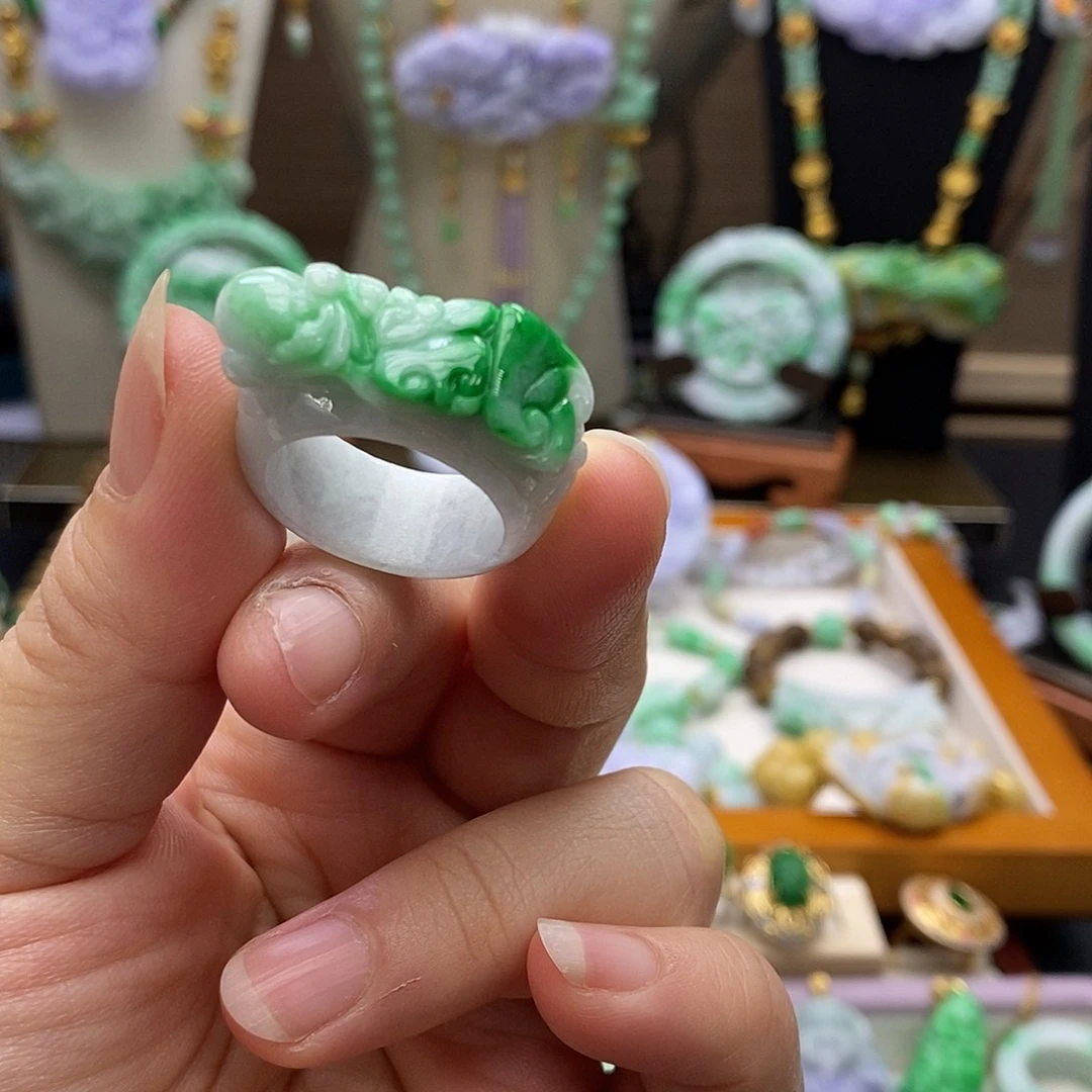 翡翠未镶嵌戒指戒圈