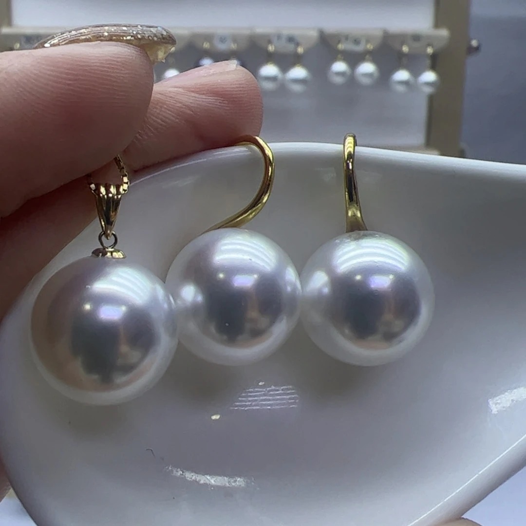 淡水珍珠吊坠(赠链)18K金镶嵌