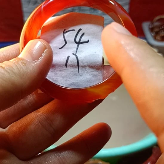 玛瑙/玉髓手镯未镶嵌