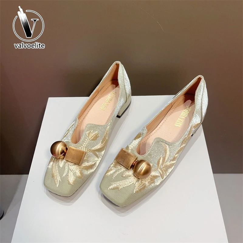 VALVOELITE新中式夏季新款低跟女鞋百搭方头单秋季户外休闲板鞋