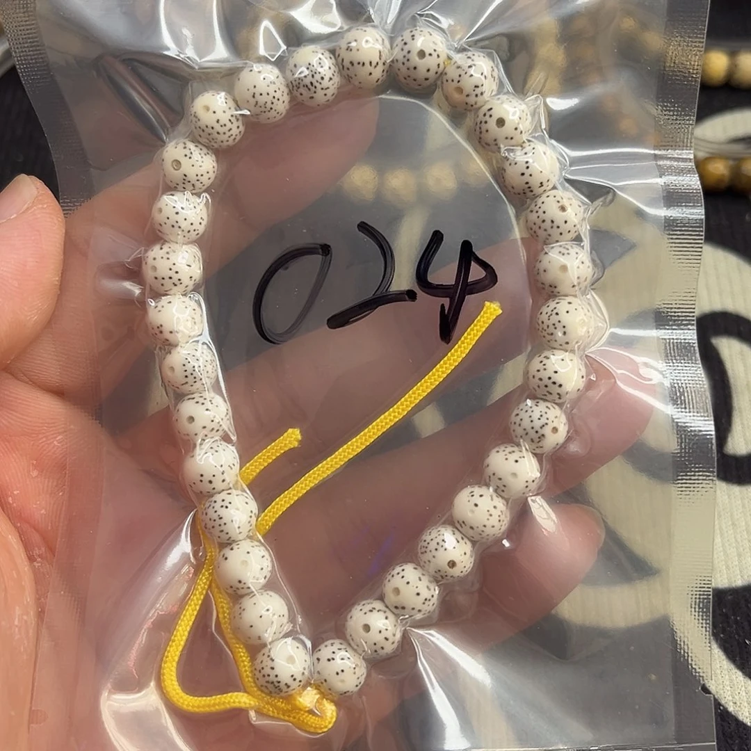 星月菩提手串大留白手持024