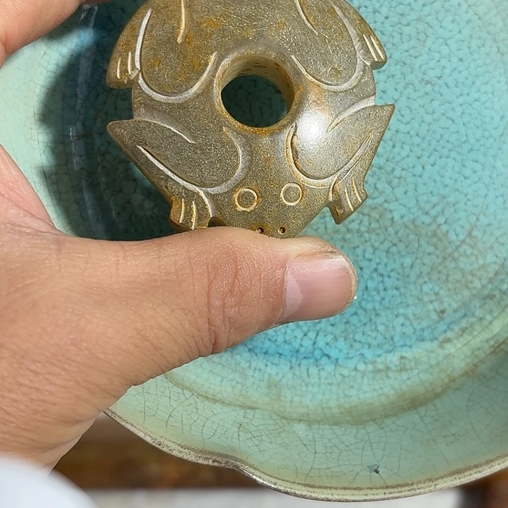 摆件瓷自顾自的一个人