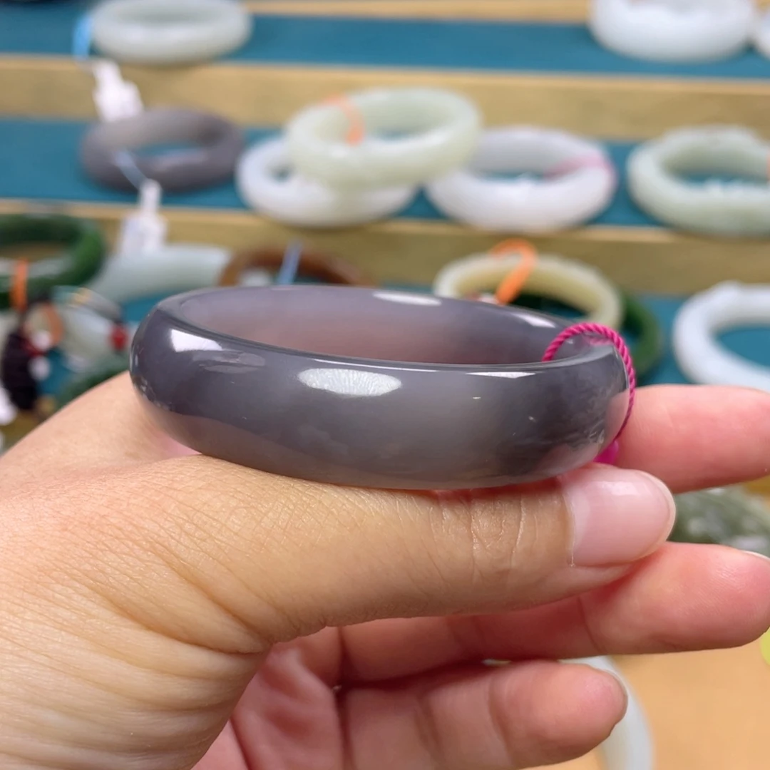 和田玉手镯未镶嵌86