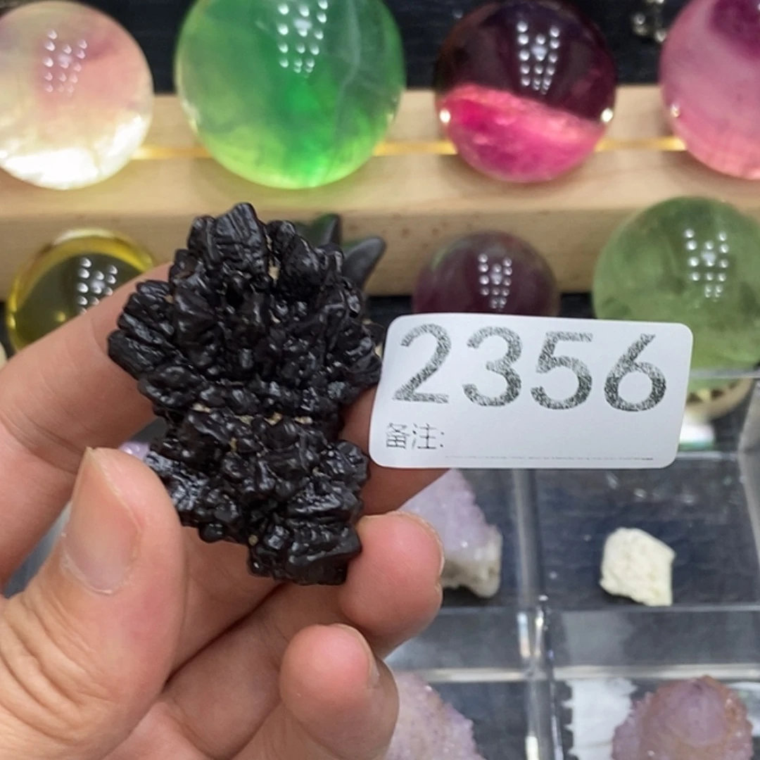 妩***嫵未镶嵌水晶大型摆件（非配饰）