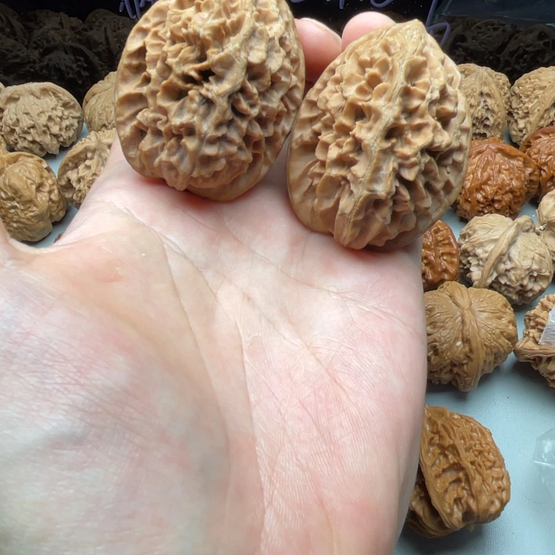 核桃把件42招财鼠