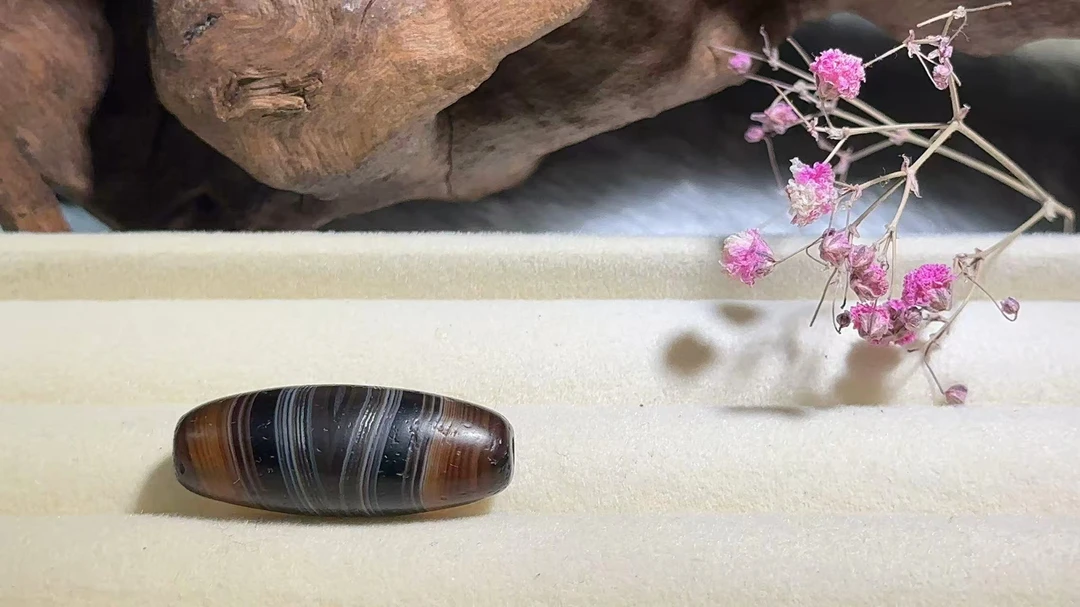 缠丝玛瑙管珠33.7x13mm