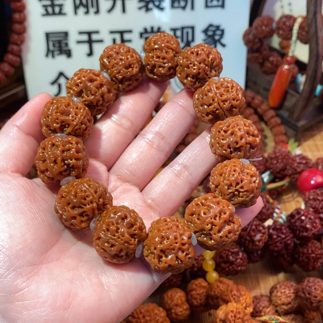 金刚菩提吊坠2225瓣无尘素肉