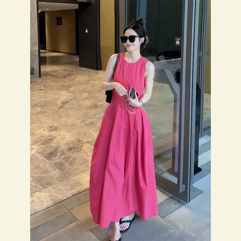 25初夏气质名媛高端女神范高级感多巴胺穿搭法式玫粉色无袖连衣裙