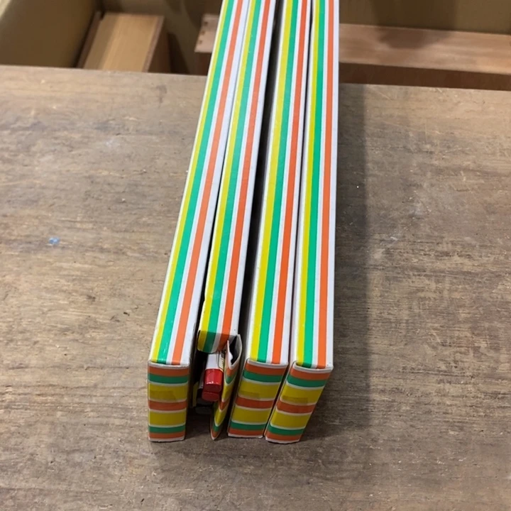 茜***叶中古品默认微瑕看好下手