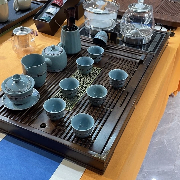 在线咨询热线微信朋友圈都